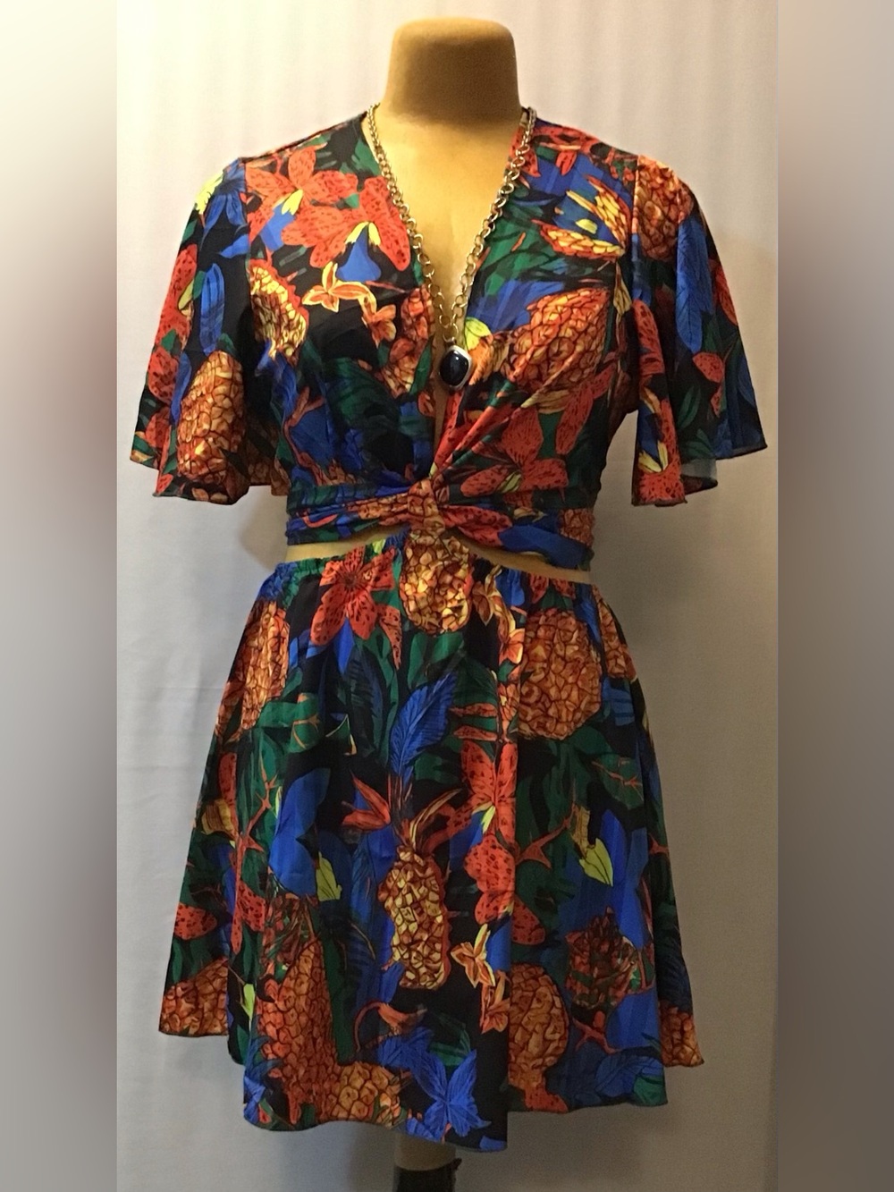Vacation Tropical Pineapple Print Short Skirt and Shirt set in Multi-Color